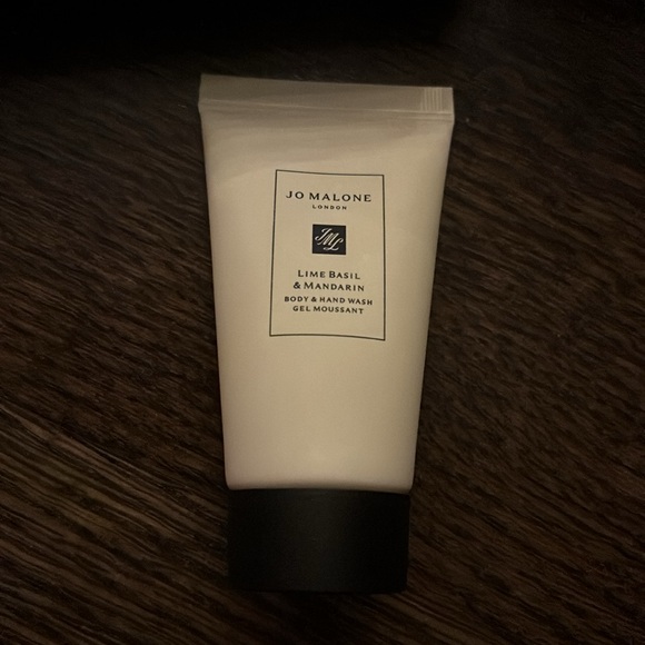 Jo Malone Gift Set (Lime, Basil & Mandarin) - Picture 4 of 7